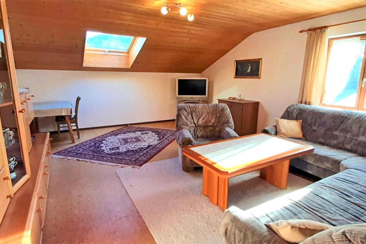 Ferienwohnung Schaeffer อัสเชา อิม คีมเกา ภายนอก รูปภาพ