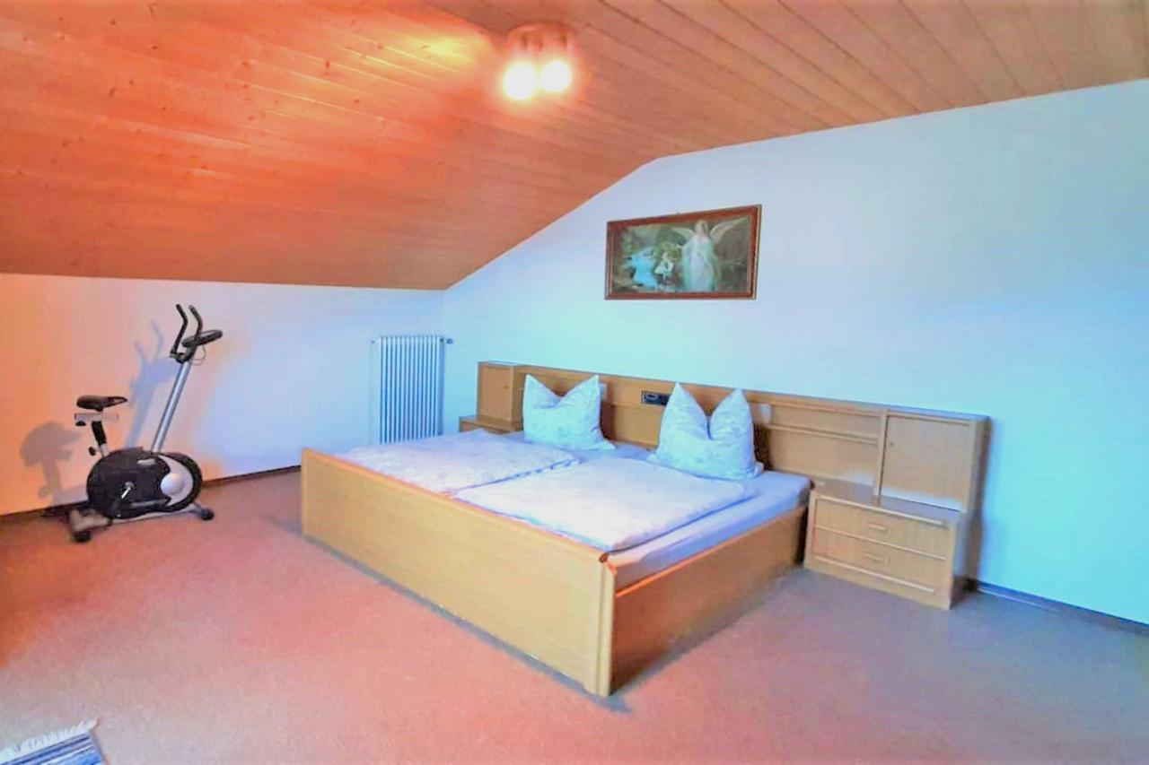 Ferienwohnung Schaeffer อัสเชา อิม คีมเกา ภายนอก รูปภาพ